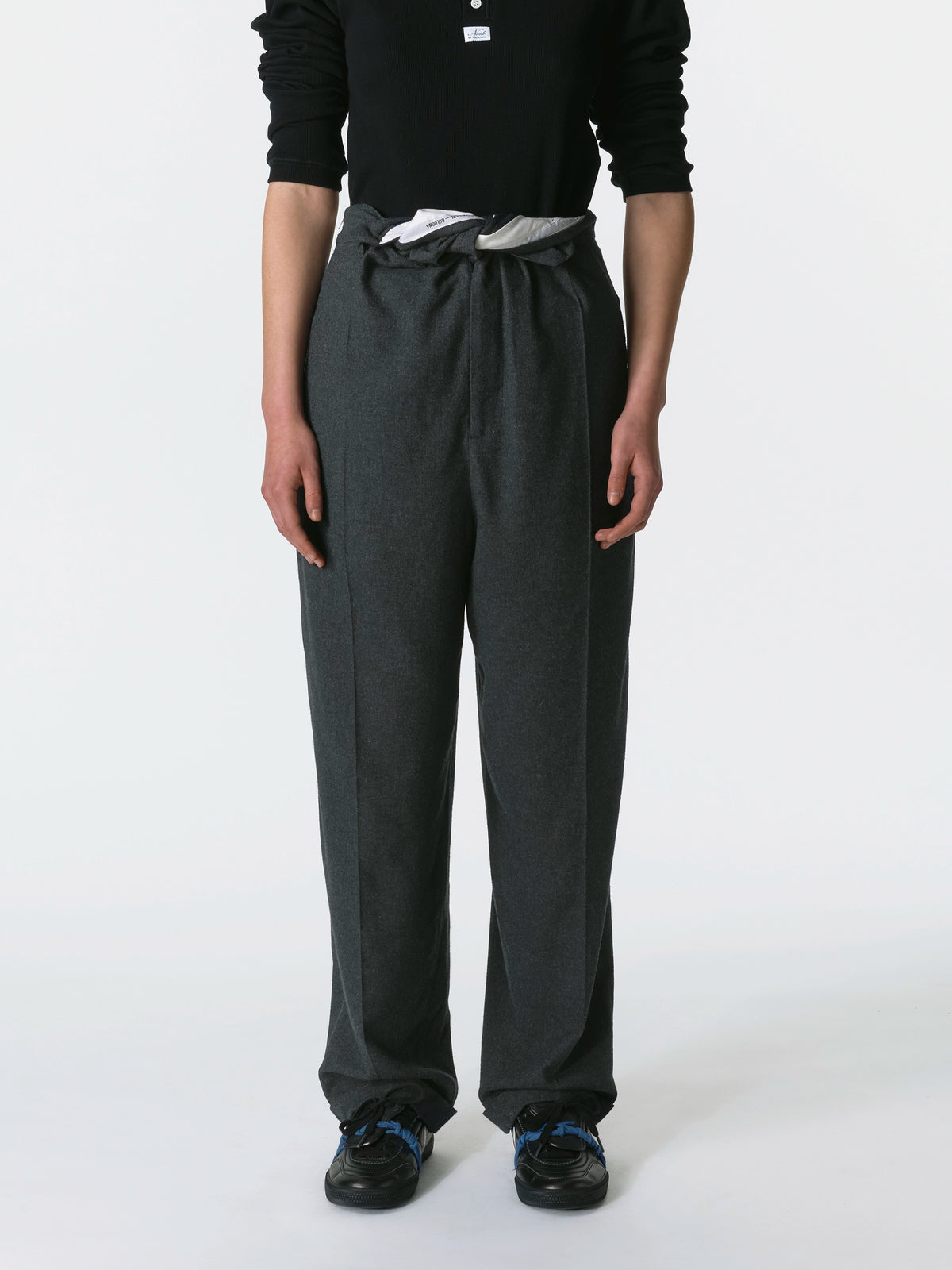 Nodo Pants Grey