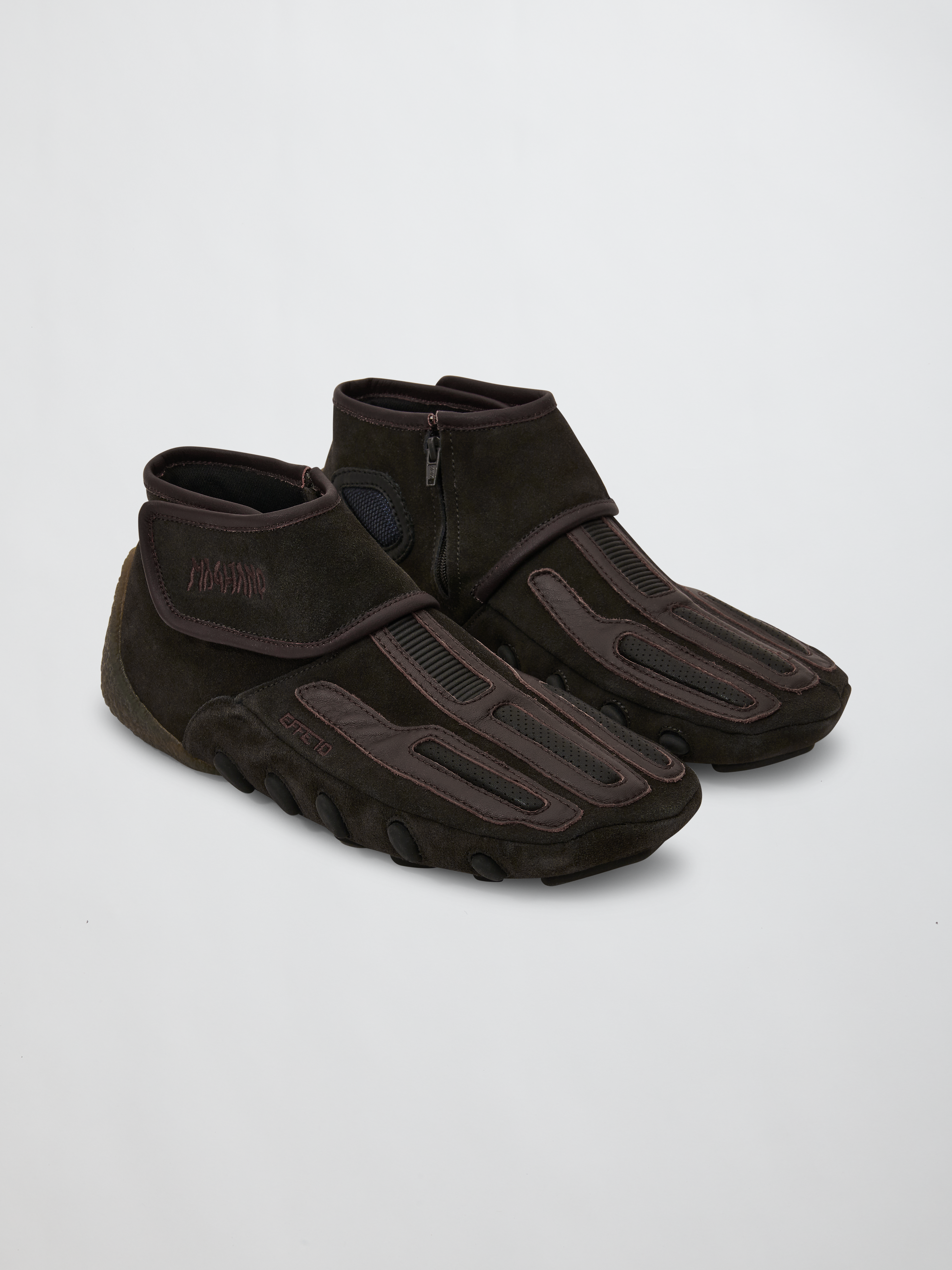EFFE10 Black
