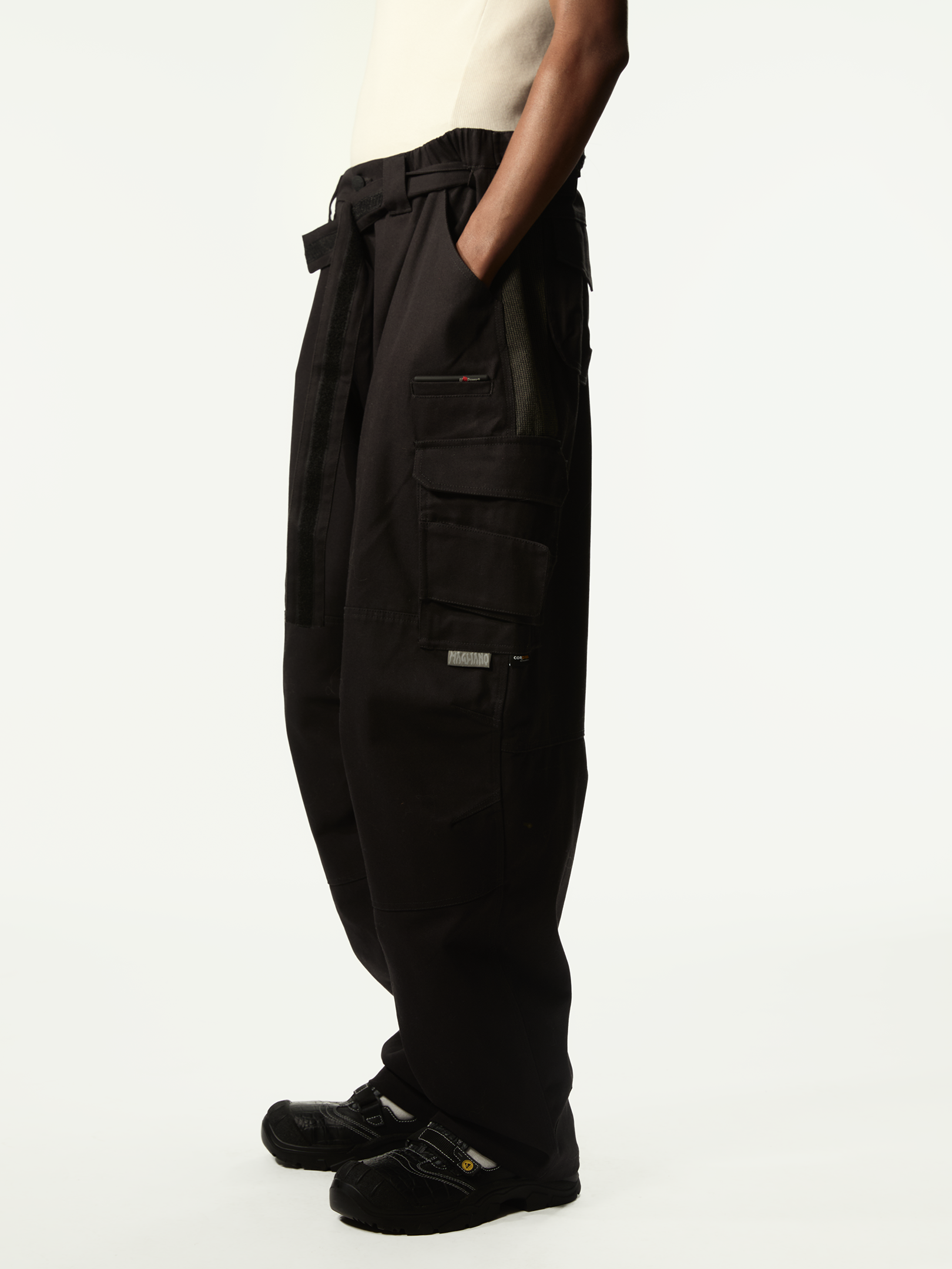 U-Power Cargo Pants Black