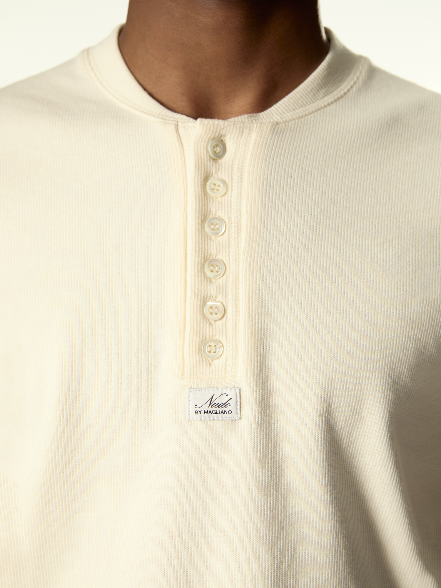 Nudo Serafino Tee Dirty White