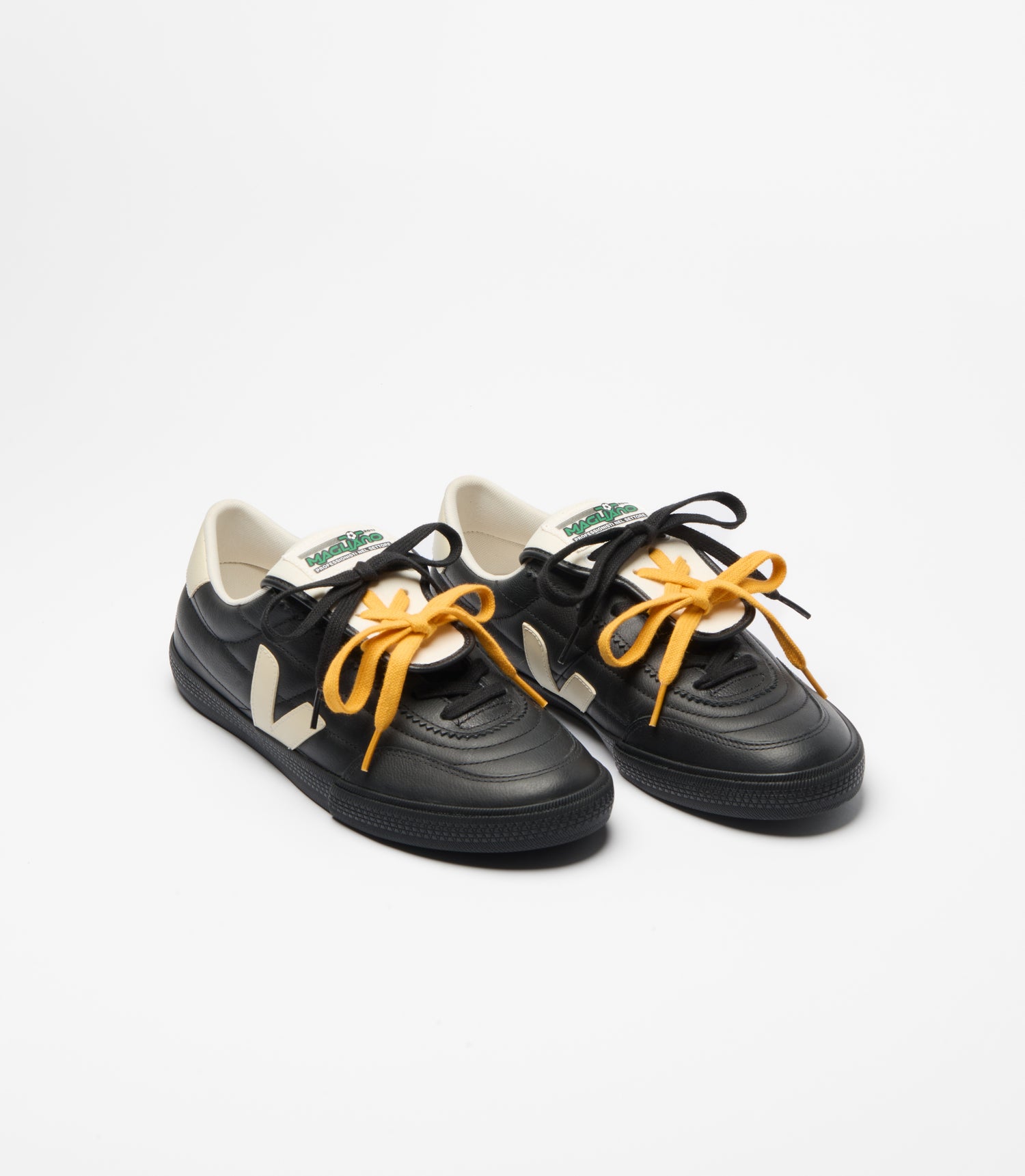 Magliano x Veja Panenka Black